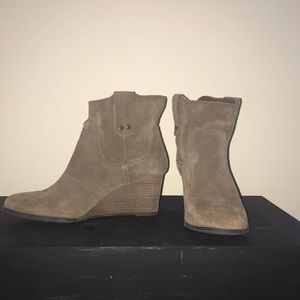 Lucky Brand wedge booties size 7